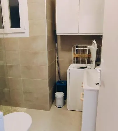 Le Studio Des Tours - Parking Apartment Arles